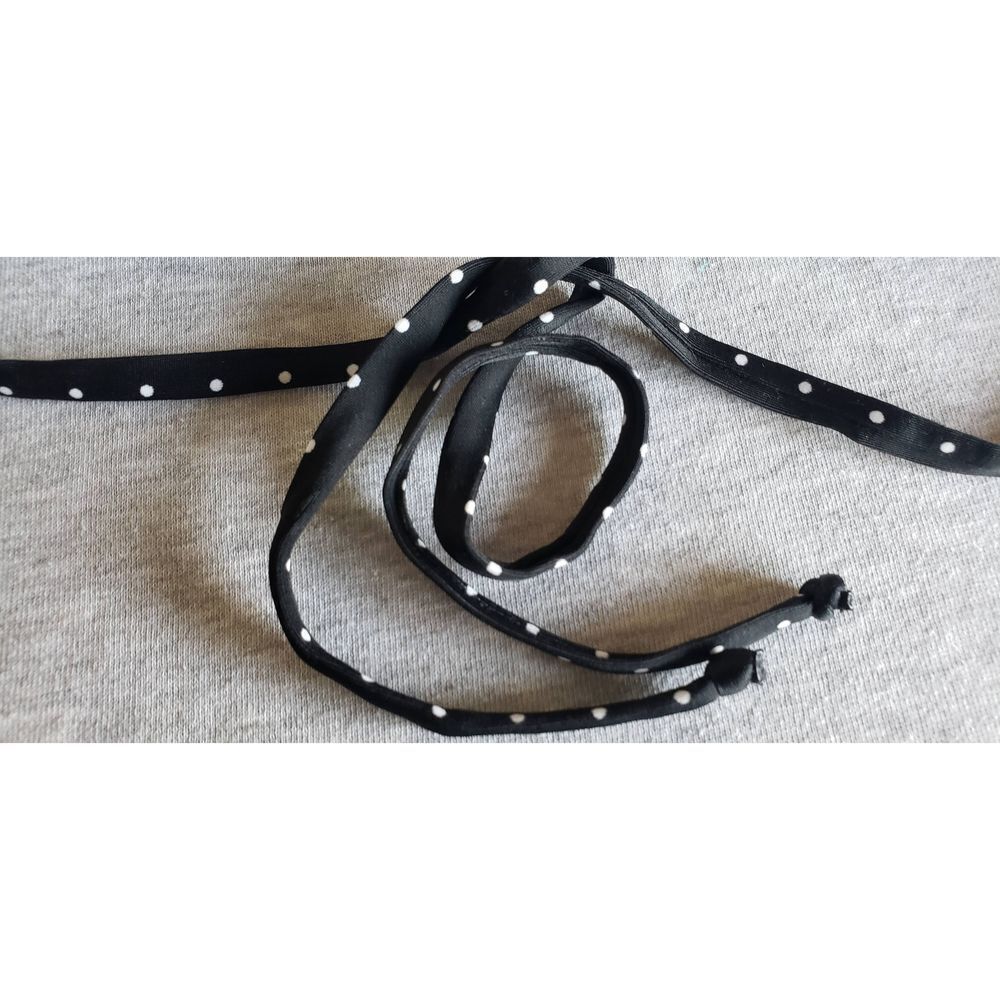 O'NEILL BLACK & WHITE TROPICS STRING TIE BIKINI TOP NWOT SIZE L - Picture 9 of 10